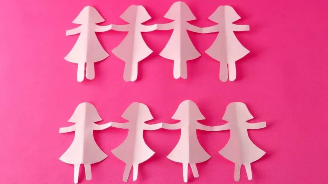 Pomysły na Dzień Kobiet do przedszkola, które zachwycą dzieci i mamy