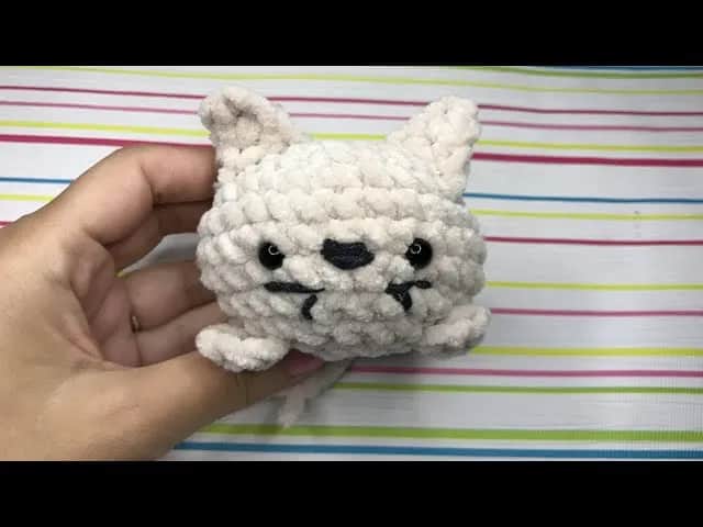 Jak uszyć kota przytulankę - proste kroki do stworzenia wyjątkowej maskotki