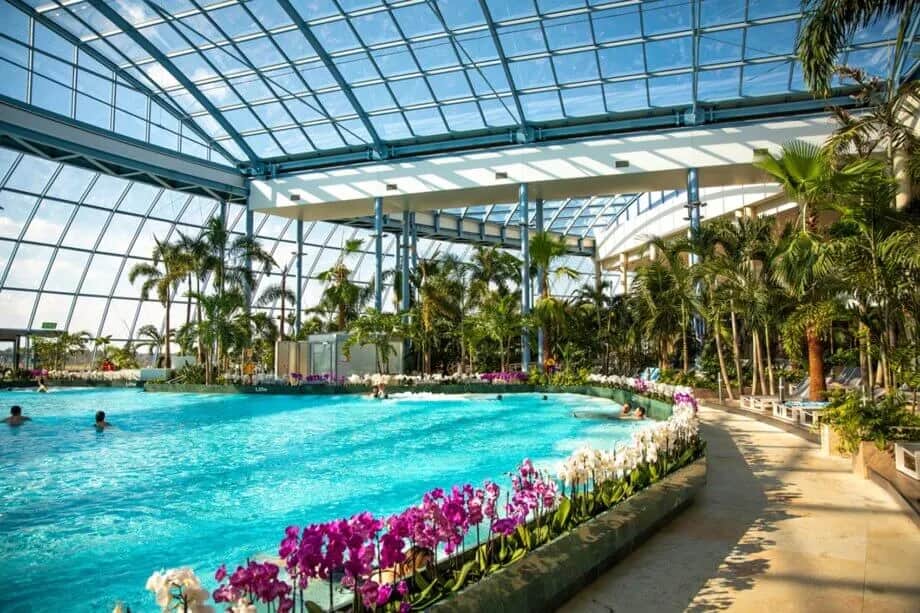 Gdzie na weekend w listopadzie z dzieckiem? Odkryj najlepsze atrakcje