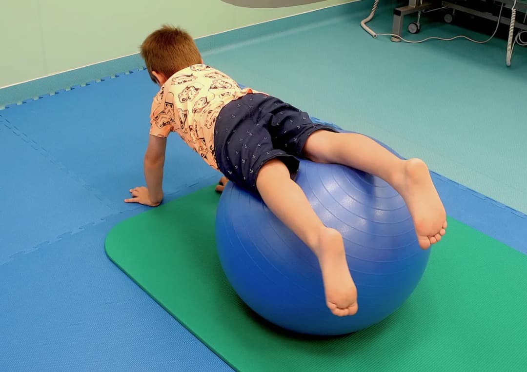 Integracja sensoryczna ćwiczenia w domu, które poprawią rozwój dziecka