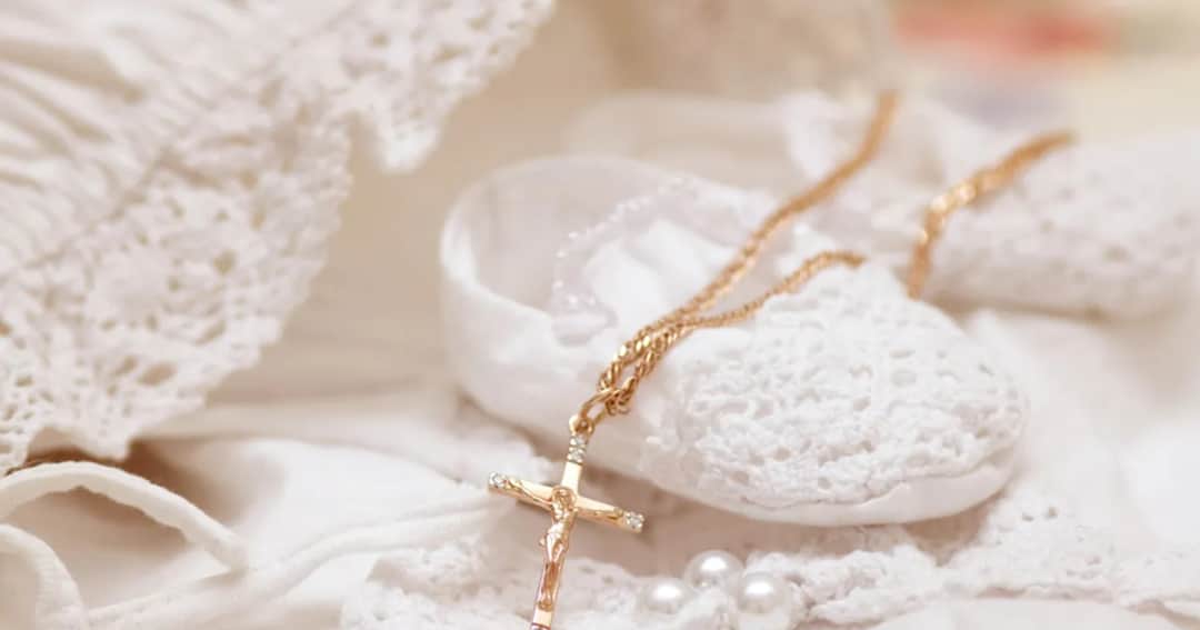 Czy dziecko z in vitro można ochrzcić? Poznaj ważne zasady i warunki